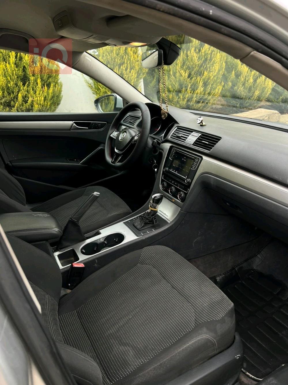 فولكسفاغن باسات